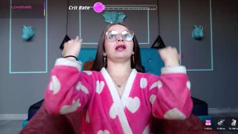 Snapshot of _isaabellaa chatting on 09.22.25 Isa online show from 09.22.25