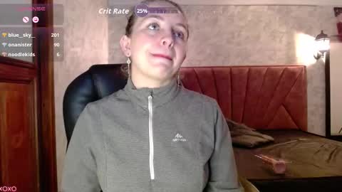 Snapshot of _isaabellaa chatting on 10.23.25 Isa online show from 10.23.25