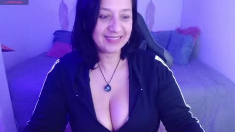 Snapshot of _isis74_ chatting on 05.08.26 Camila online show from 05.08.26