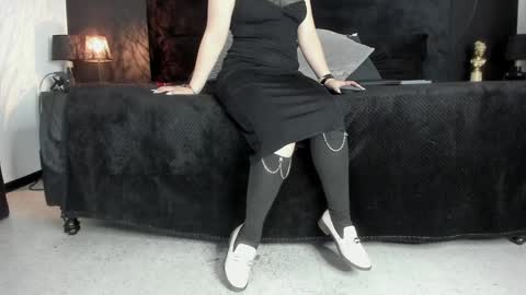 Miss Jade online show from 01.15.25