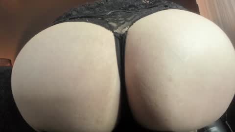 Miss Jade online show from 01.20.25