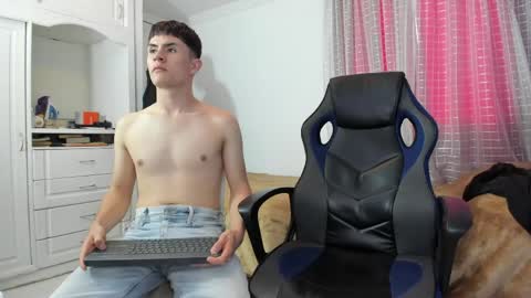 James online show from 04.11.26