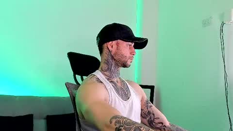 Snapshot of _jamesleandros chatting on 07.11.26 jeison online show from 07.11.26