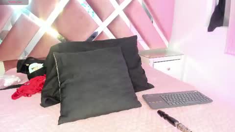 Snapshot of _jasmine_blush chatting on 06.30.26 Jasmine online show from 06.30.26