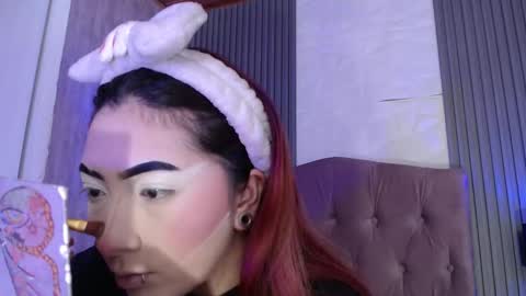 Snapshot of _johana18 chatting on 11.05.25 Mia online show from 11.05.25