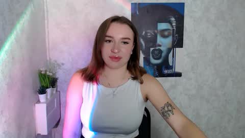 Snapshot of _julianaini_ chatting on 10.16.25 Jolia online show from 10.16.25