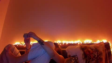 _just_a_simple_girl online show from 01.05.25