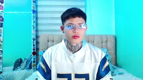 mod online show from 02.08.26