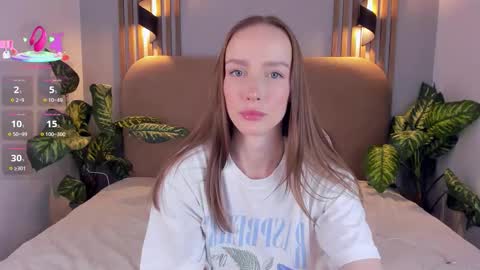 Snapshot of _k2__ chatting on 10.21.25 Kira online show from 10.21.25