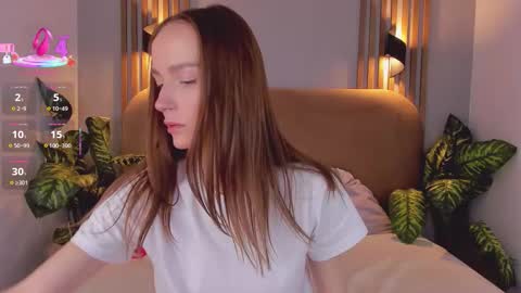 Snapshot of _k2__ chatting on 11.17.25 Kira online show from 11.17.25