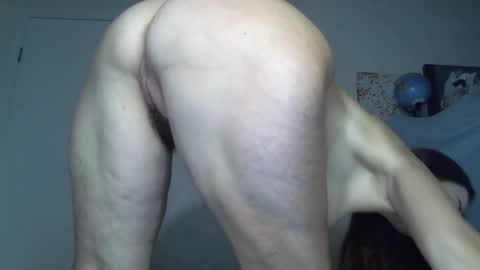 Snapshot of _kapelka_ chatting on 10.27.25 KAPELKA online show from 10.27.25