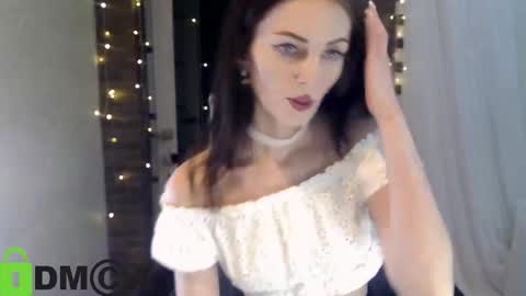  karolina online show from 10.24.25