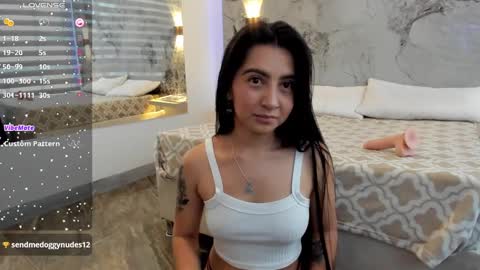 Snapshot of _kathya_mara chatting on 02.12.25 Kathya online show from 02.12.25