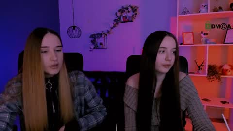 _kellykitten_ online show from 04.20.26