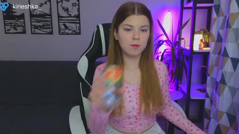 Snapshot of _kirieshka chatting on 12.04.24 Molly Emily online show from 12.04.24