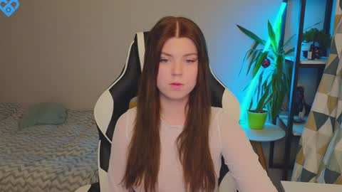 Snapshot of _kirieshka chatting on 01.17.25 Molly Emily online show from 01.17.25