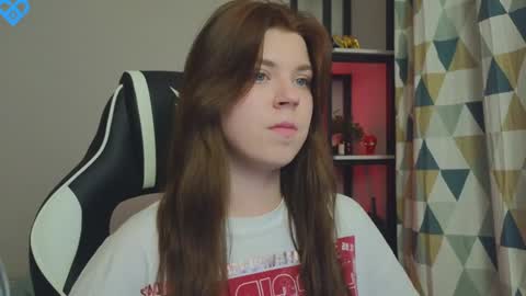 Snapshot of _kirieshka chatting on 01.19.25 Molly Emily online show from 01.19.25