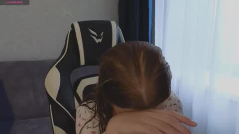 Snapshot of _kirieshka chatting on 10.01.25 Molly Emily online show from 10.01.25