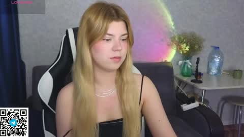 Molly   Emily online show from 04.19.26