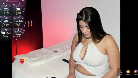  kloee  online show from 10.17.25