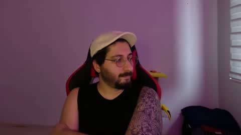 Snapshot of _kozalak_ chatting on 10.19.25 _kozalak_ online show from 10.19.25