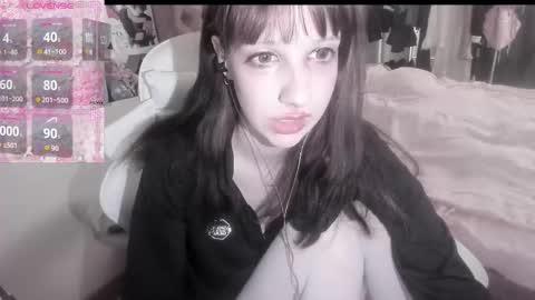  kuro  online show from 02.24.26