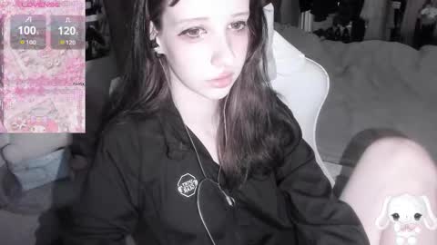  kuro  online show from 03.04.26