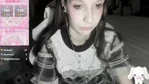  kuro  online show from 04.07.26