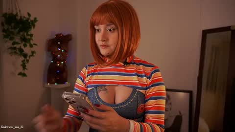 Snapshot of _lady_di chatting on 10.09.25 Not on OF Some stuff for sale online show from 10.09.25