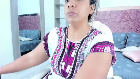 NAILHA SAJANI  online show from 03.06.25