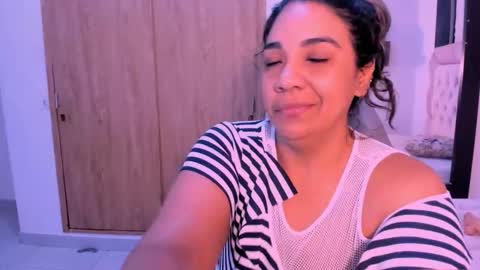 NAILHA SAJANI  online show from 10.19.25