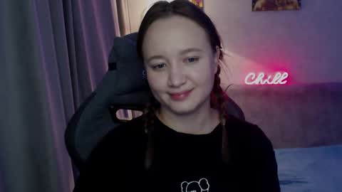 _lalune_ online show from 10.14.25