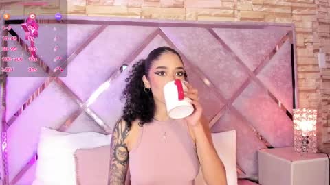 Lanna  online show from 11.24.25