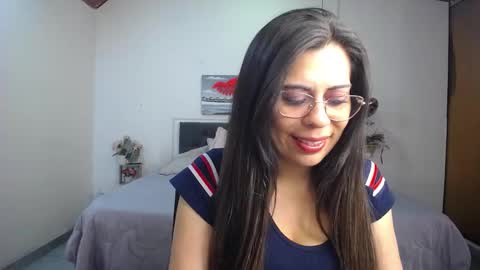 Snapshot of _lara1 chatting on 12.25.24 paulina online show from 12.25.24