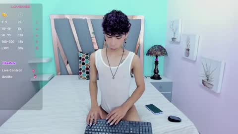 Snapshot of _lemmon_ chatting on 01.26.25 L E M M O N online show from 01.26.25