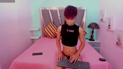 Snapshot of _lemmon_ chatting on 02.24.25 L E M M O N online show from 02.24.25