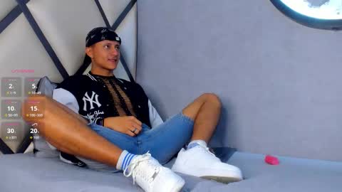 Snapshot of _leohot_ chatting on 09.14.25 _leohot_ online show from 09.14.25