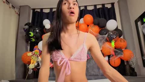 Snapshot of _lexx1e chatting on 10.30.25 _lexx1e online show from 10.30.25