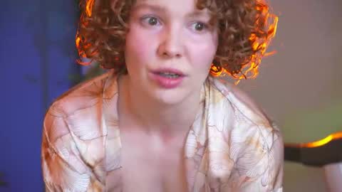 Salome   Lovense always on from 5 tk   My content and your custom requests  online show from 12.17.25