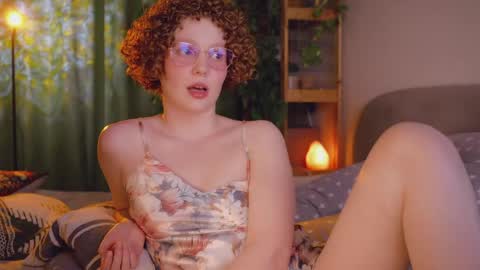 Salome   Lovense always on from 5 tk   My content and your custom requests  online show from 04.15.26