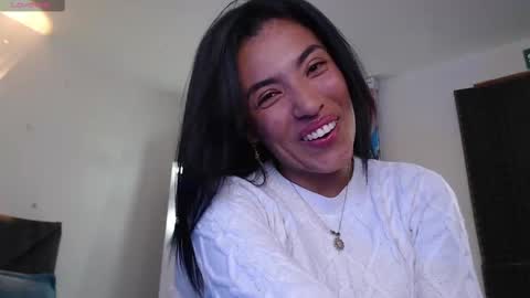 Snapshot of _lili_rose chatting on 03.11.25 Lili online show from 03.11.25