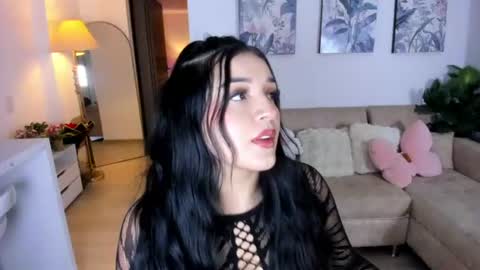 Snapshot of _lina7 chatting on 07.17.26 Lina. online show from 07.17.26