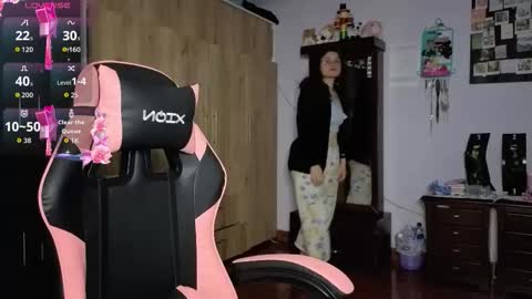 Lindasy online show from 03.27.26