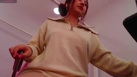   linrose   online show from 02.21.26