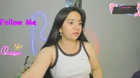 Snapshot of _litle_mily_ chatting on 07.31.26 Mily online show from 07.31.26