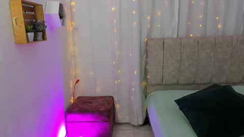 Ivy 3 online show from 01.30.25