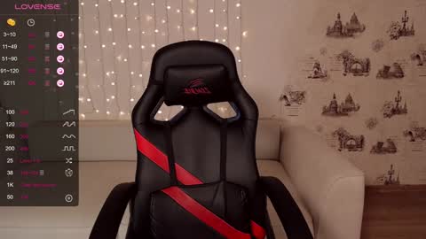  My name is lina Lush is activePrivate is Open online show from 12.16.24