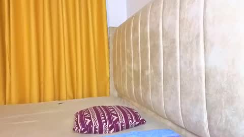 Littlevenus online show from 11.08.25