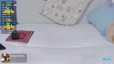 Snapshot of _lorik chatting on 12.26.24 online show from 12.26.24