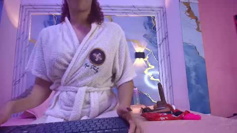 Lorrayne online show from 09.19.25
